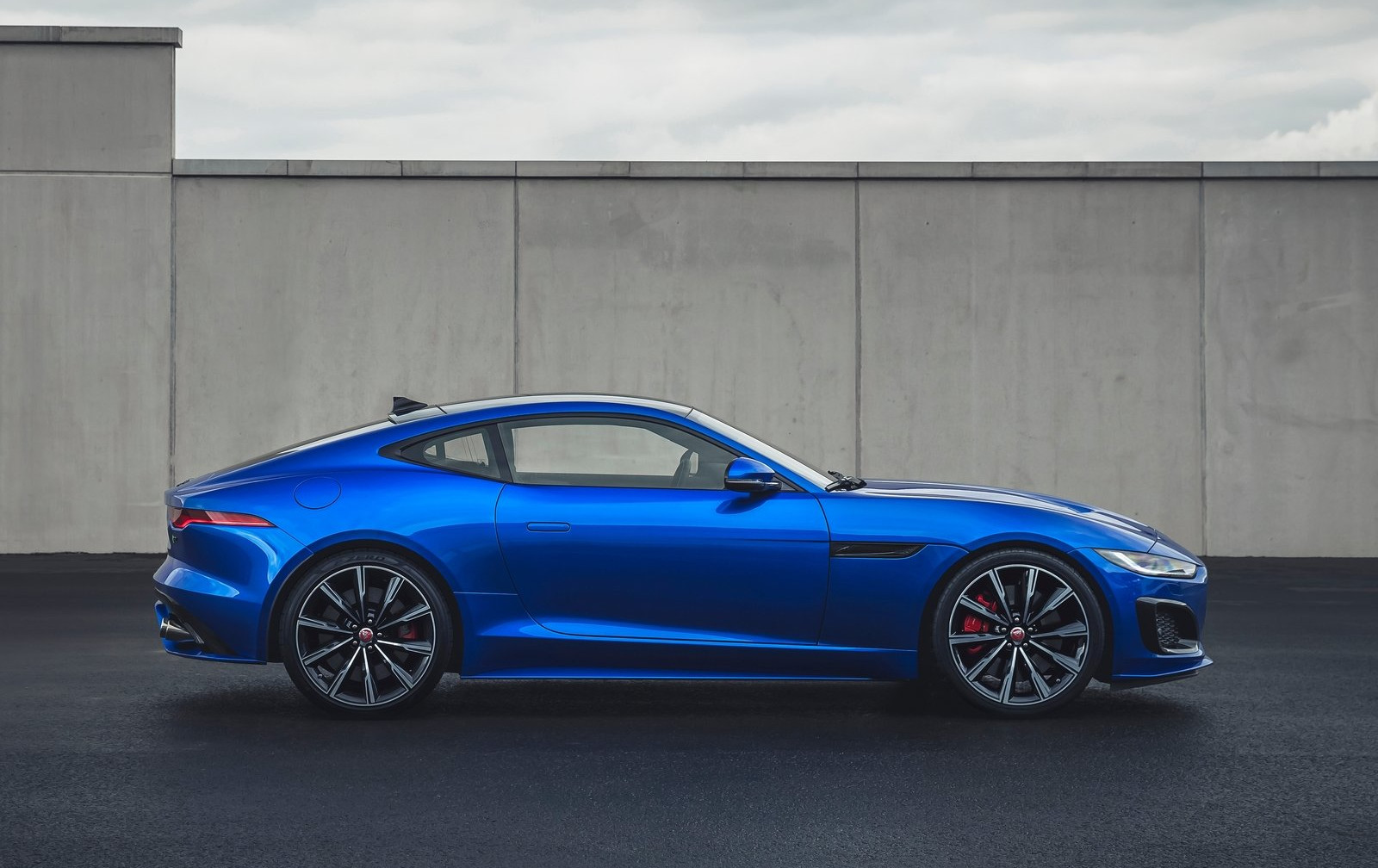 Jaguar F TYPE con el sello del estilo inglés