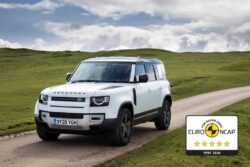 Land Rover Defender obtiene 5 estrellas Euro NCAP