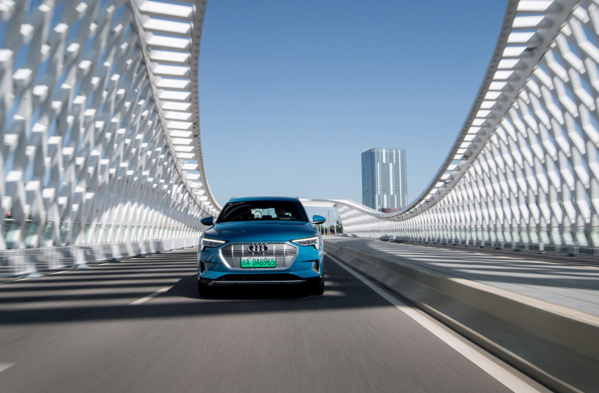 Audi etron | Memo Lira