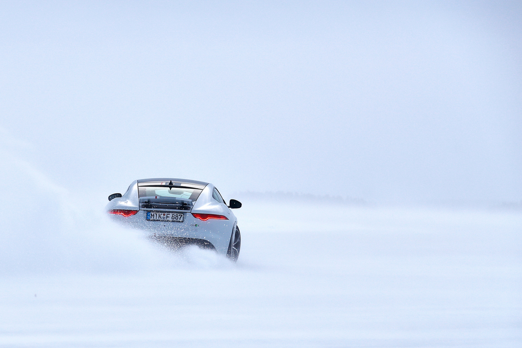 Ice Academy de Jaguar Land Rover 3 | Memo Lira