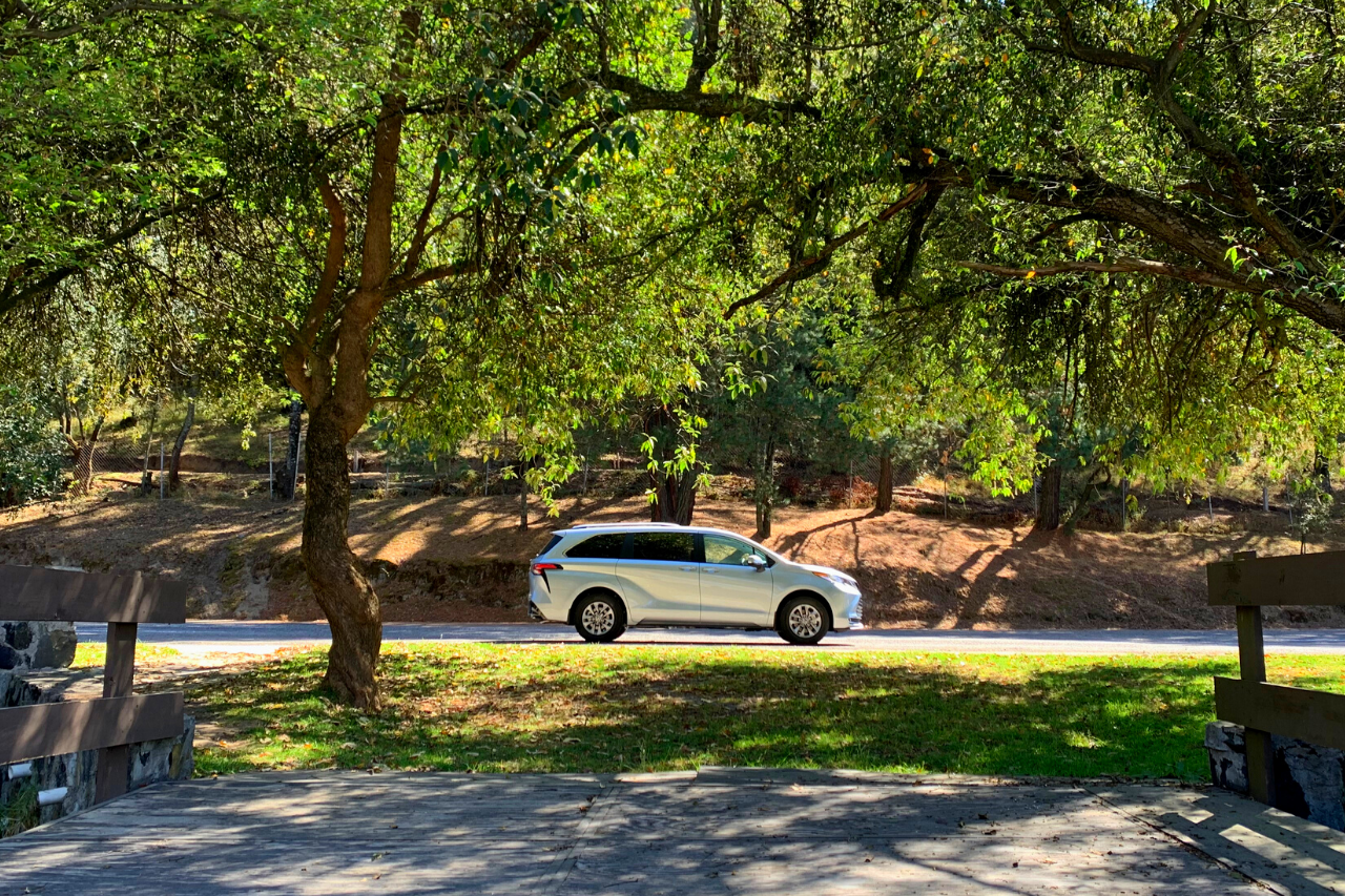 Sienna 2021 la consentida de México ahora es híbrida y ya la manejamos