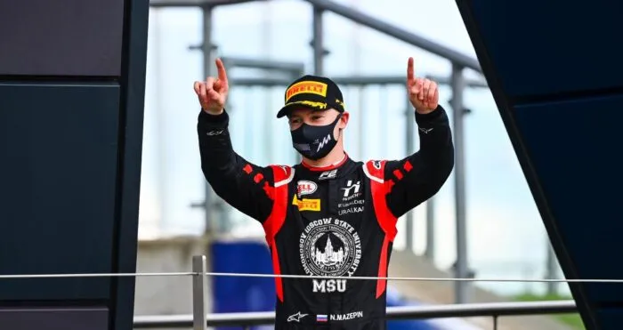 Nikita Mazepin no podrá correr con la bandera rusa en la F1