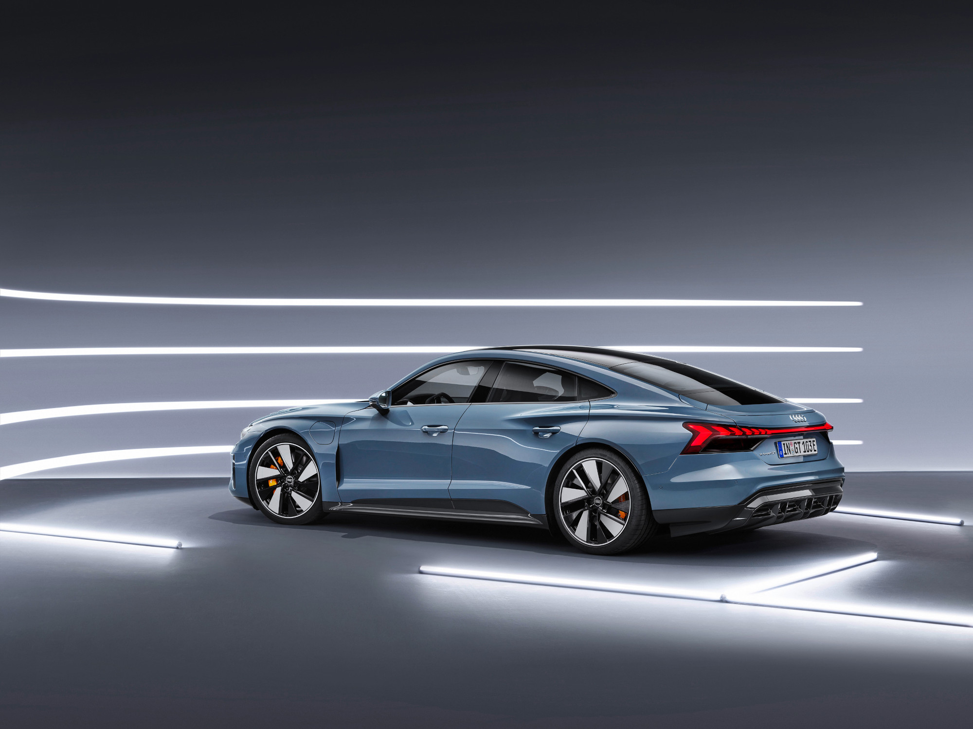 Audi e tron GT quattro y Audi RS e tron GT