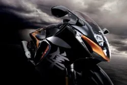 Suzuki Hayabusa 2022: 190 HP y 299 km/h