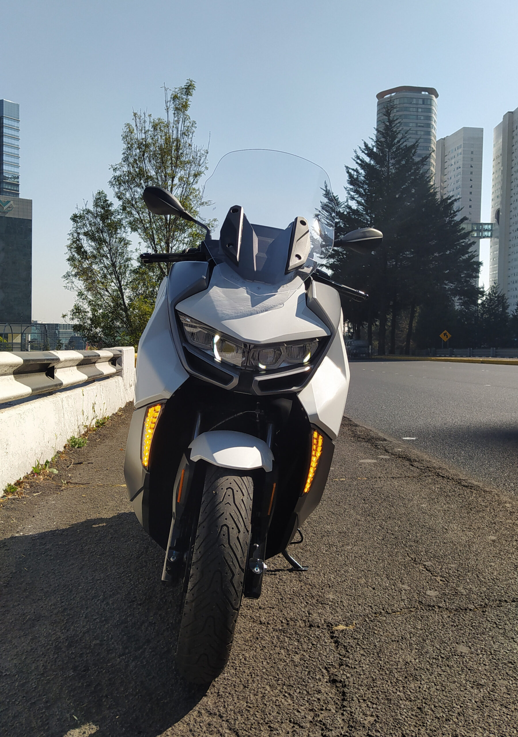 BMW C 400 GT como un día de campo 10 | Memo Lira BMW C 400 GT como un día de campo