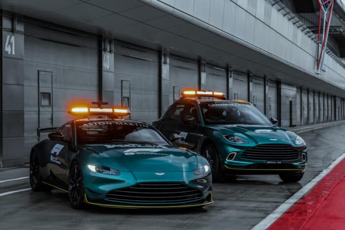 Aston Martin y Mercedes presentan los nuevos "Safety Car" de la F1