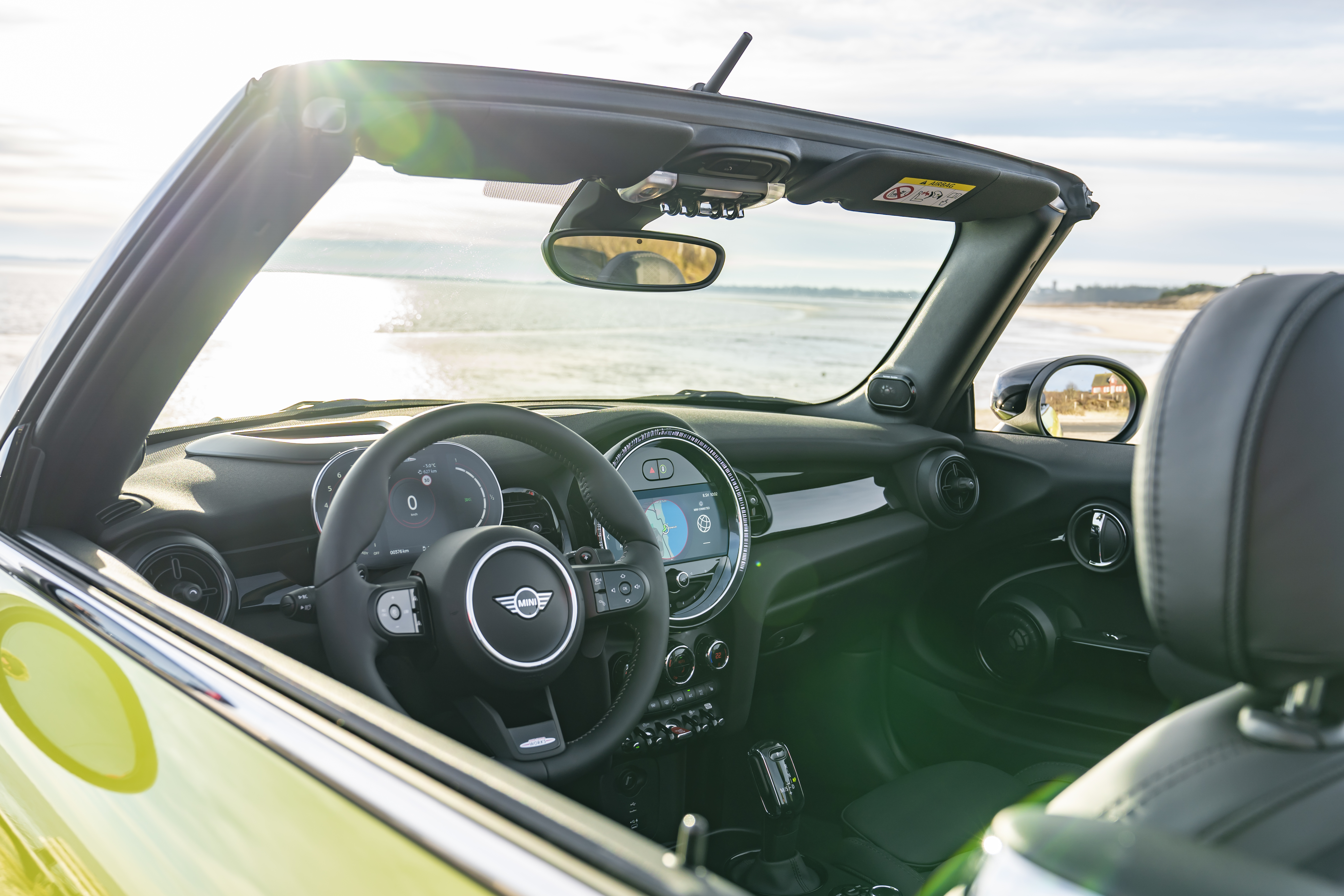 P90413664highRestheminijohncooper | Memo Lira MINI Convertible