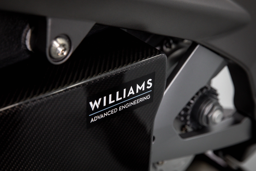 Triumph presenta su motocicleta eléctrica Proyecto TE1 4 | Memo Lira Williams Advanced Engineering