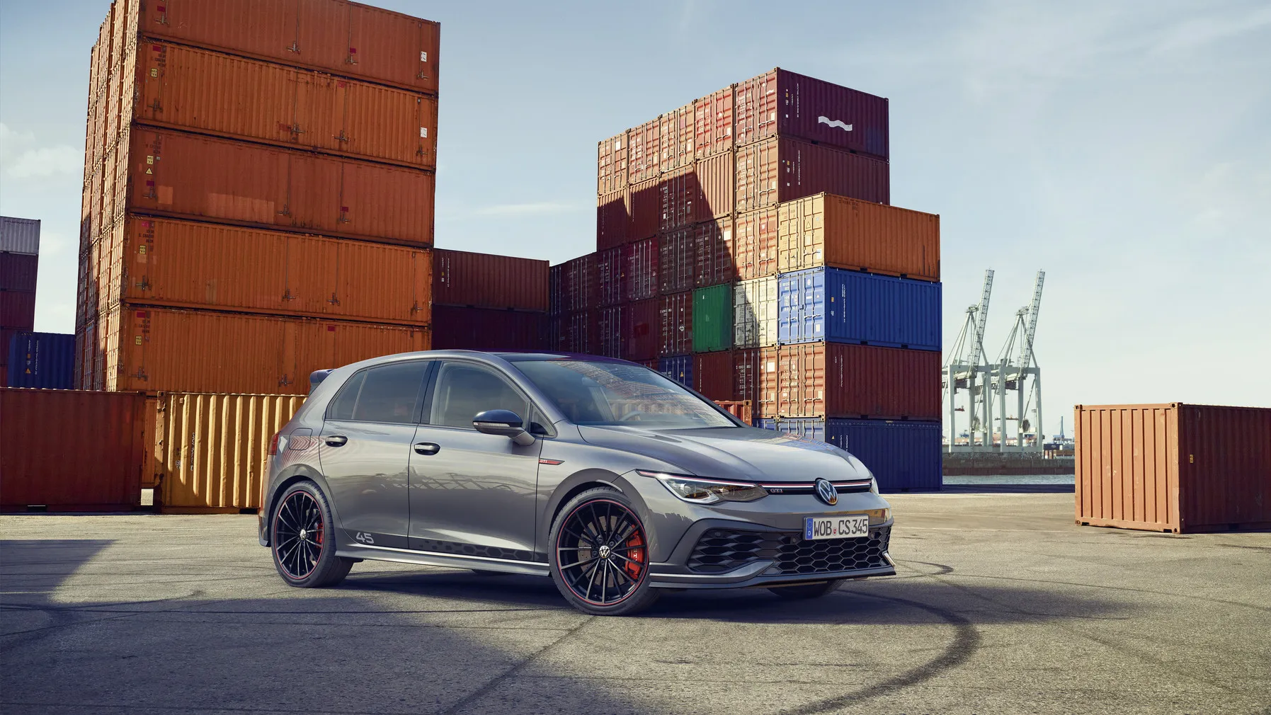 Volkswagen lanza el Golf GTI Clubsport 45