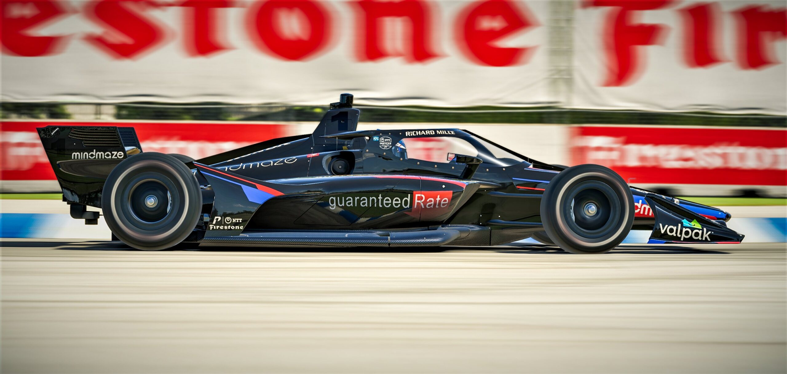 Romain Grosjean se prepara para una prueba con Mercedes