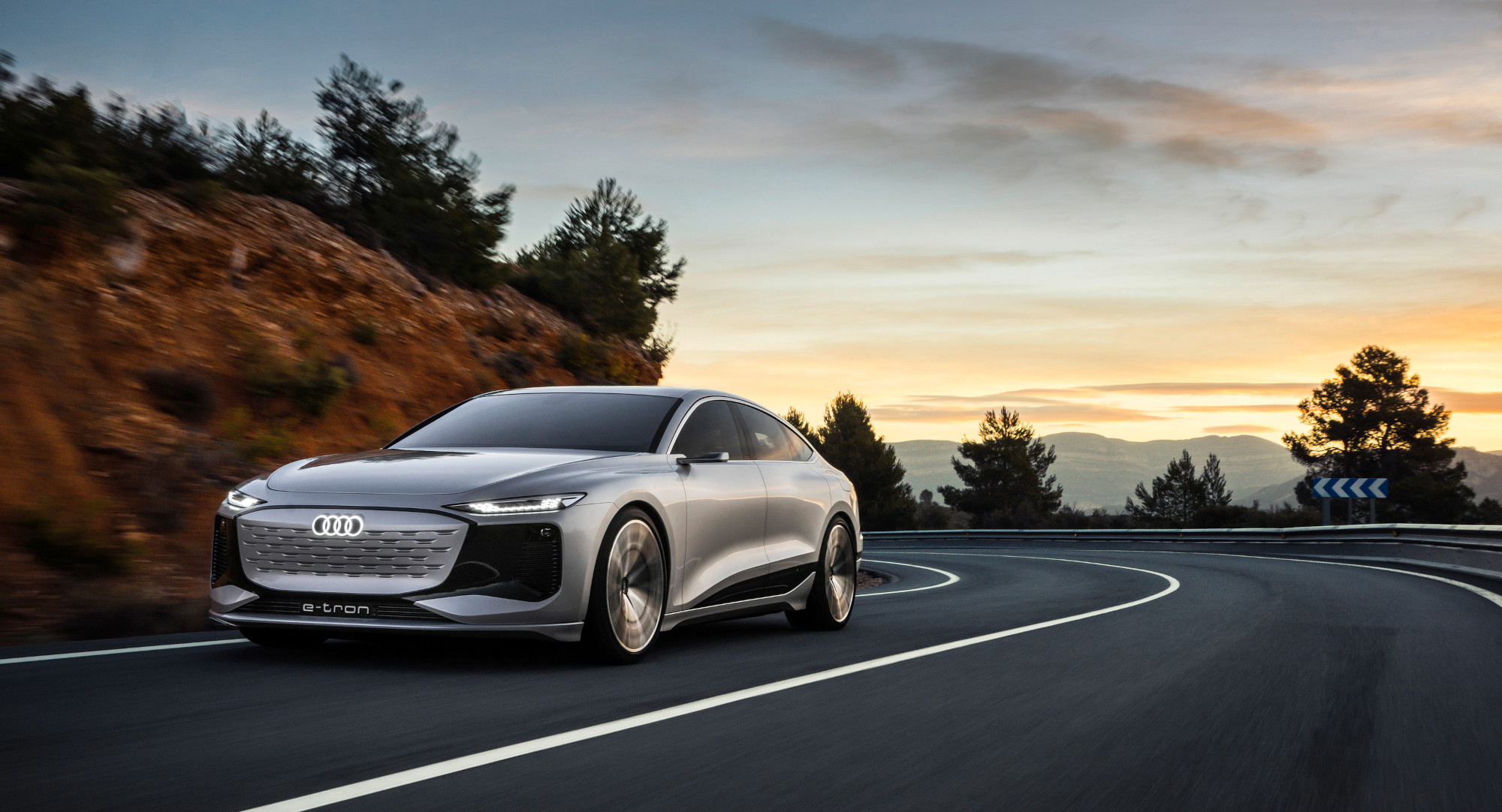 Dynamic photoColour Helio Silver | Memo Lira audi e tron concept shanghái eléctricos