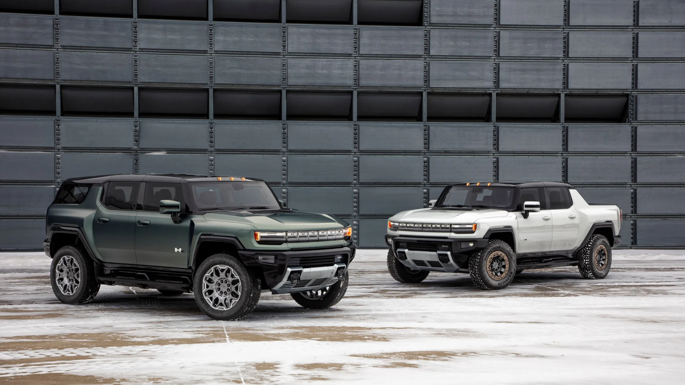Desempeño total en el nuevo GMC HUMMER EV SUV 2024