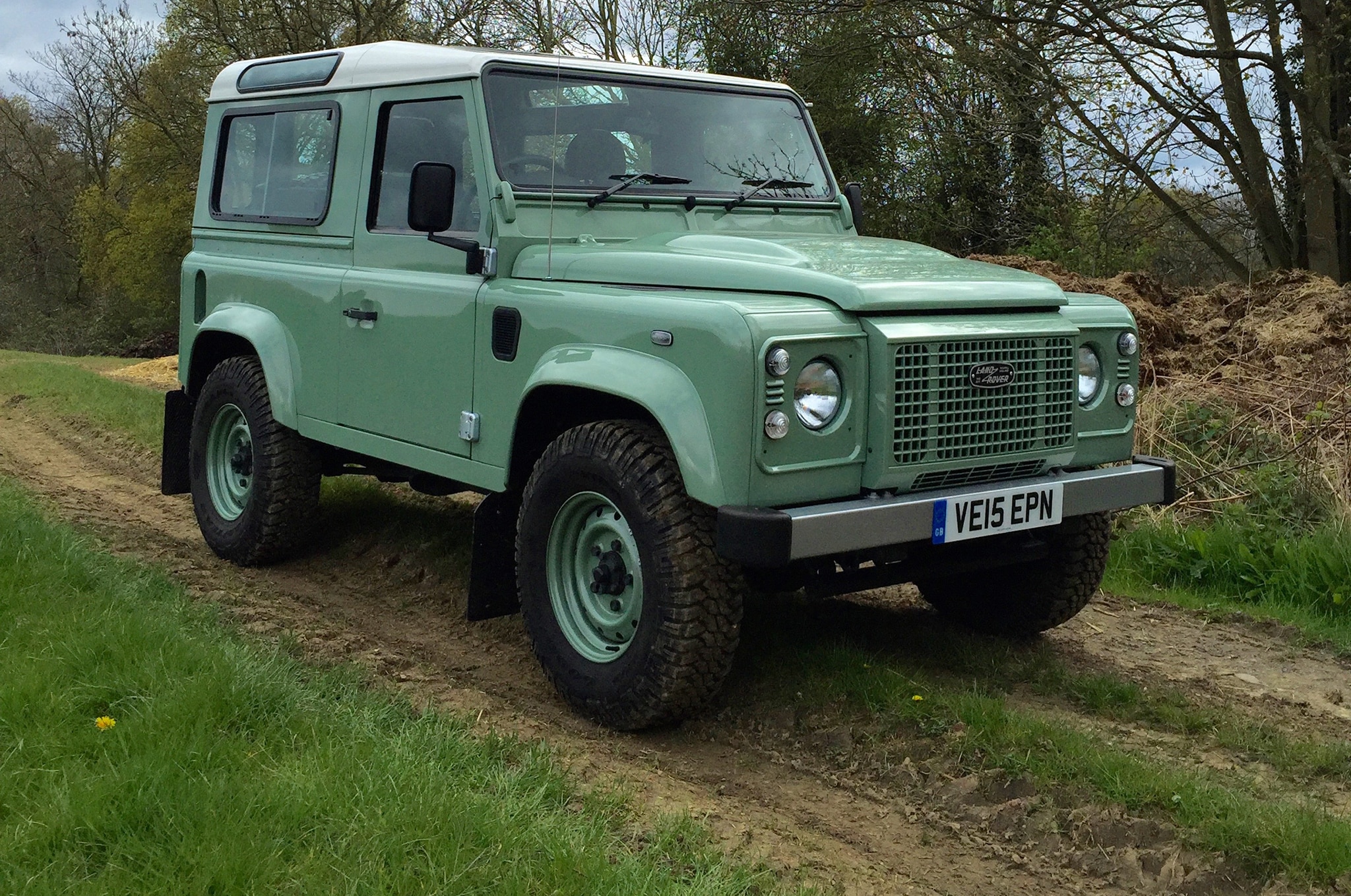 LandRoverDefender2016Heritage | Memo Lira