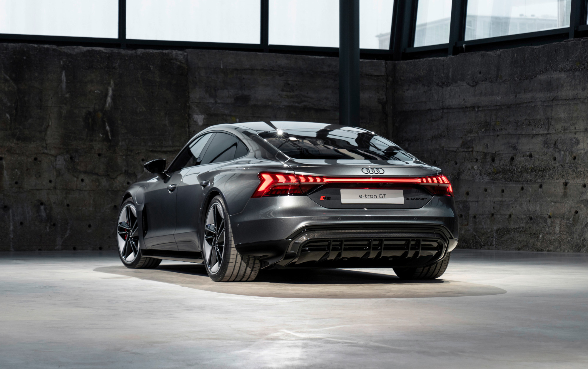 Audi RS e tron GT Daytona grey