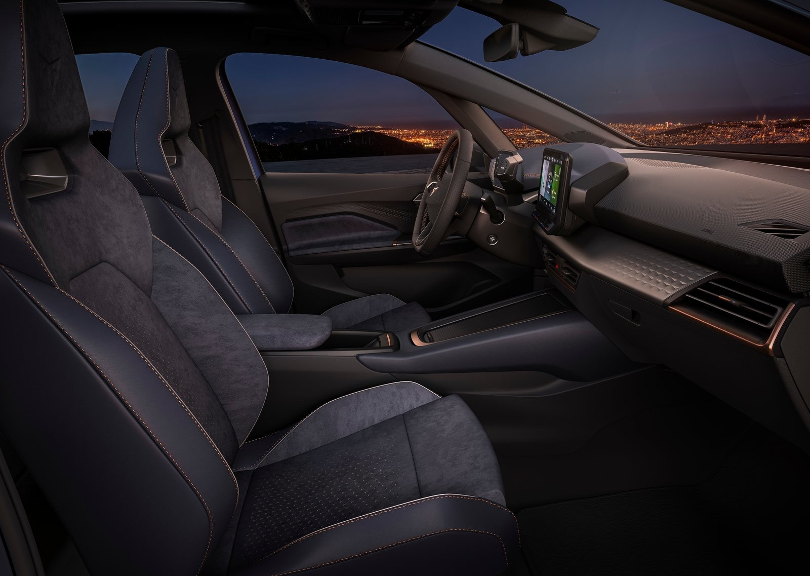 Preparan el debut de Cupra Born 4 | Memo Lira Interior