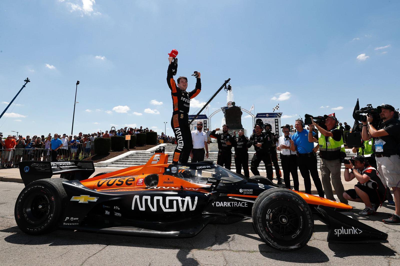 Pato O´Ward es el nuevo líder general en la IndyCar | Memo Lira Pato O´Ward es el nuevo líder general en la IndyCar