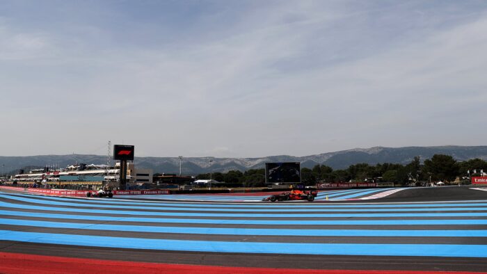 Verstappen se impuso con la pole ante Mercedes en Francia 