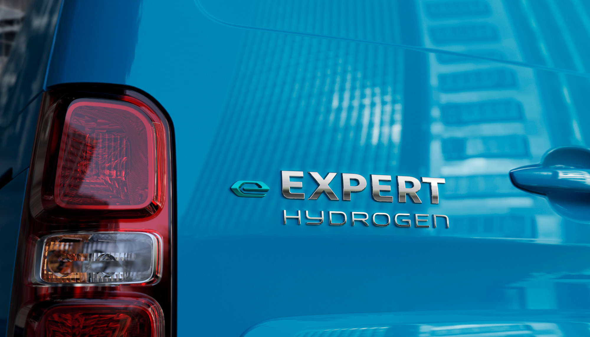 Peugeot eEXPERT Hydrogen 3 | Memo Lira Peugeot e EXPERT Hydrogen