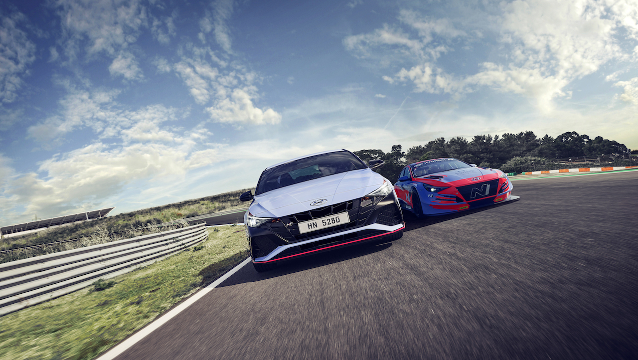 Elantra N de Hyundai el hot sedán para los ensusiastas de la conducción