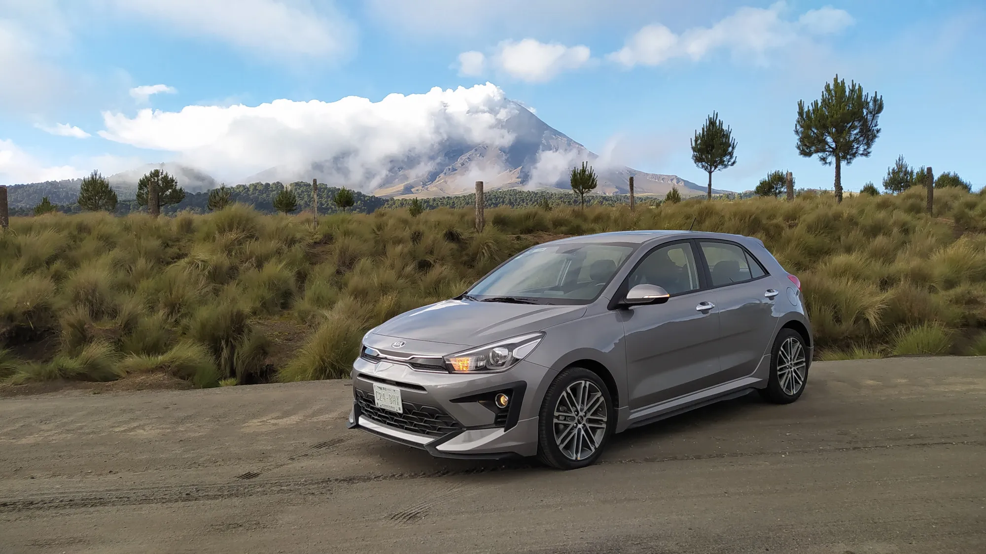 KIA Rio hatchback 2021, el más práctico
