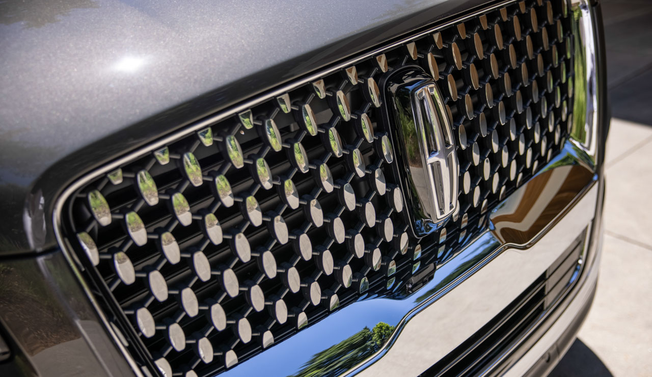 2022 Lincoln NavigatorChroma Caviar Black Label05 | Memo Lira