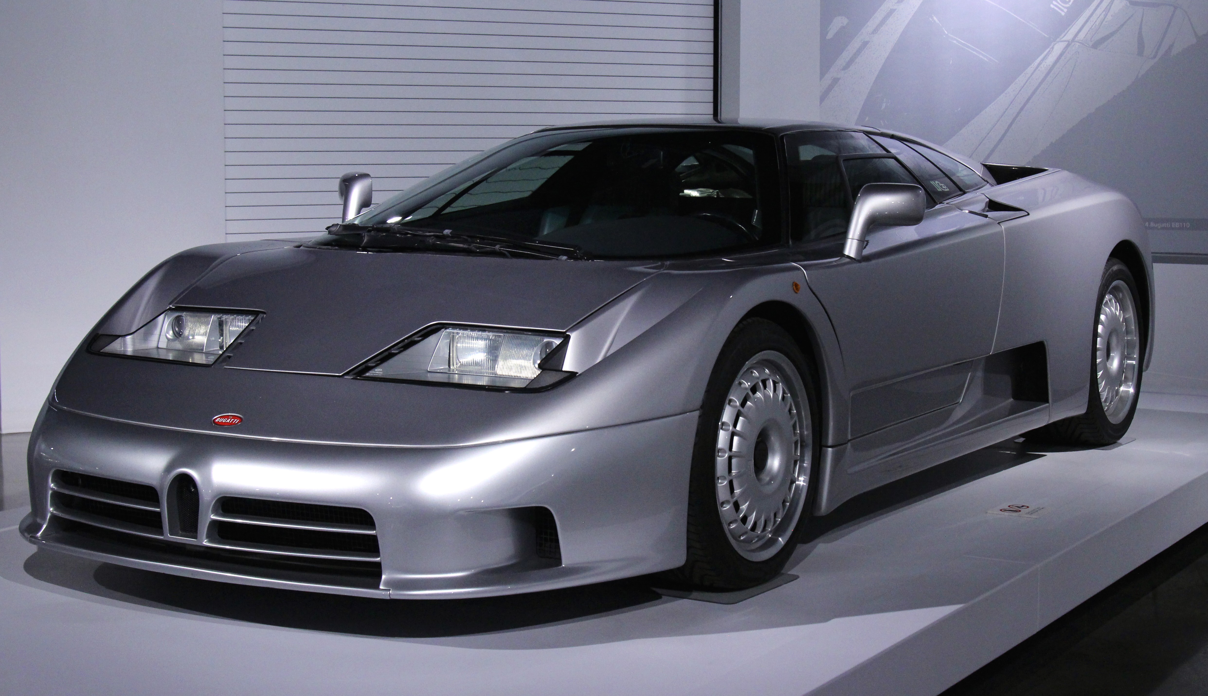 Bugatti EB 110 GT