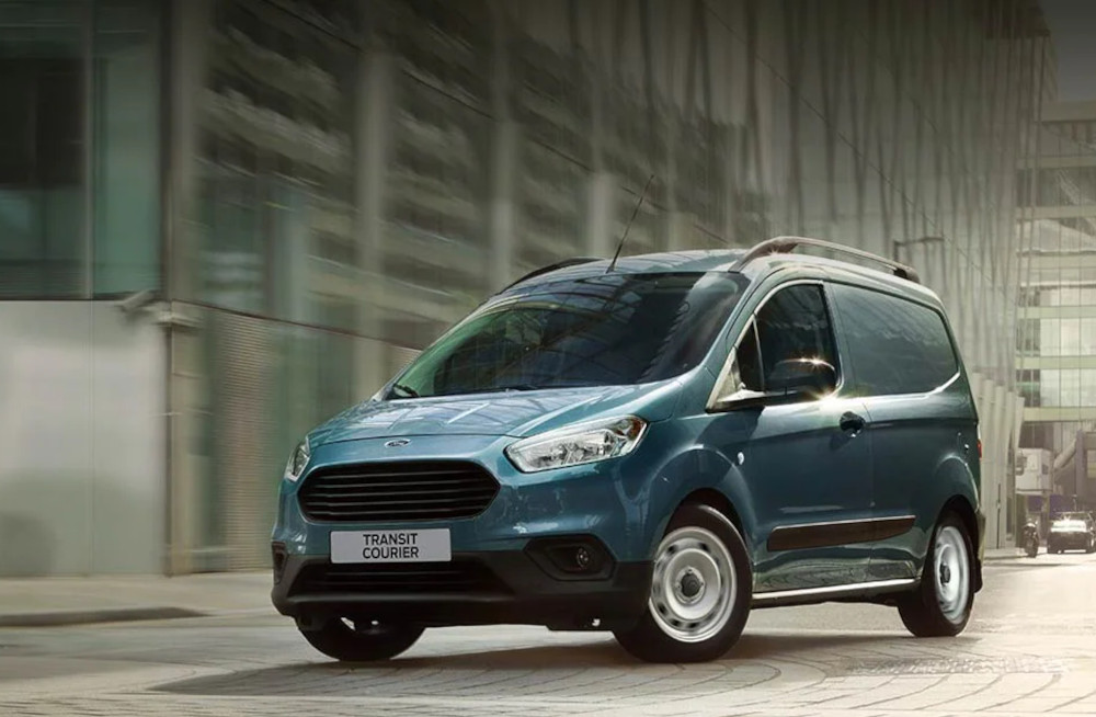 Ford Transit Courier | Memo Lira Ford Transit Courier