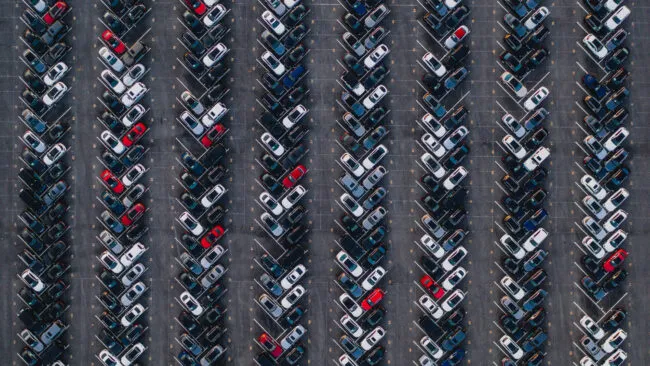 Fotografía aérea de coches en Estados Unidos