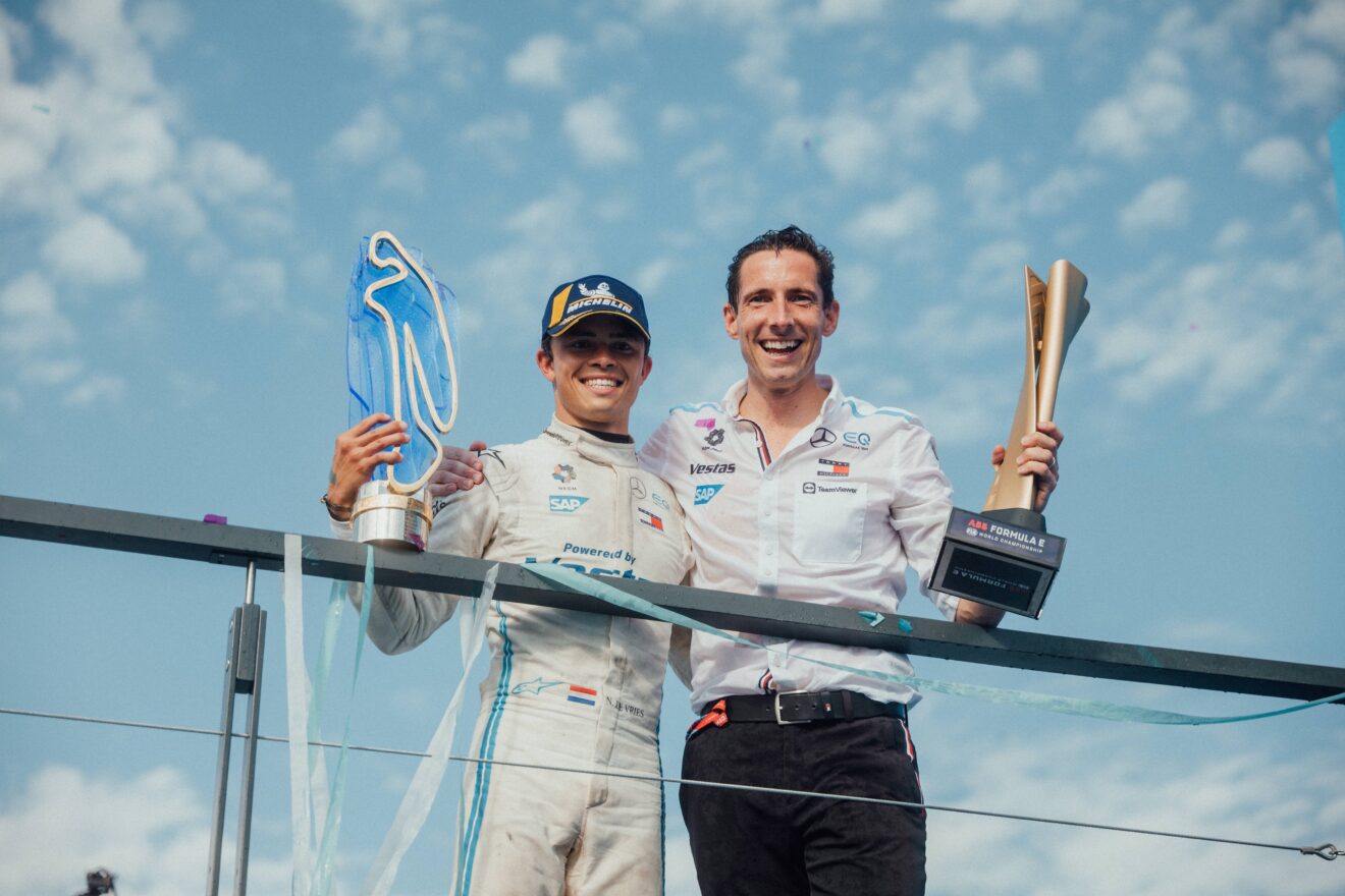 Nyck de Vries y Mercedes se coronan campeones en la Fórmula E
