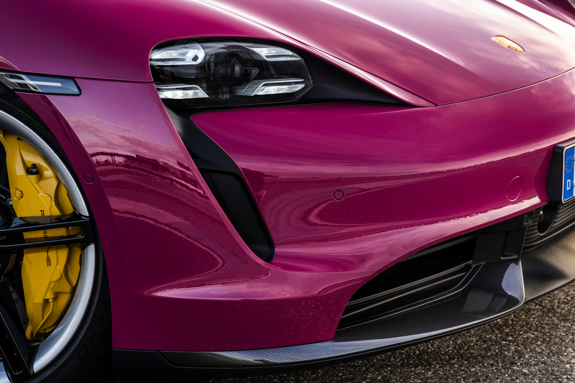 Porsche Taycan se actualiza para tener más autonomía 5 | Memo Lira