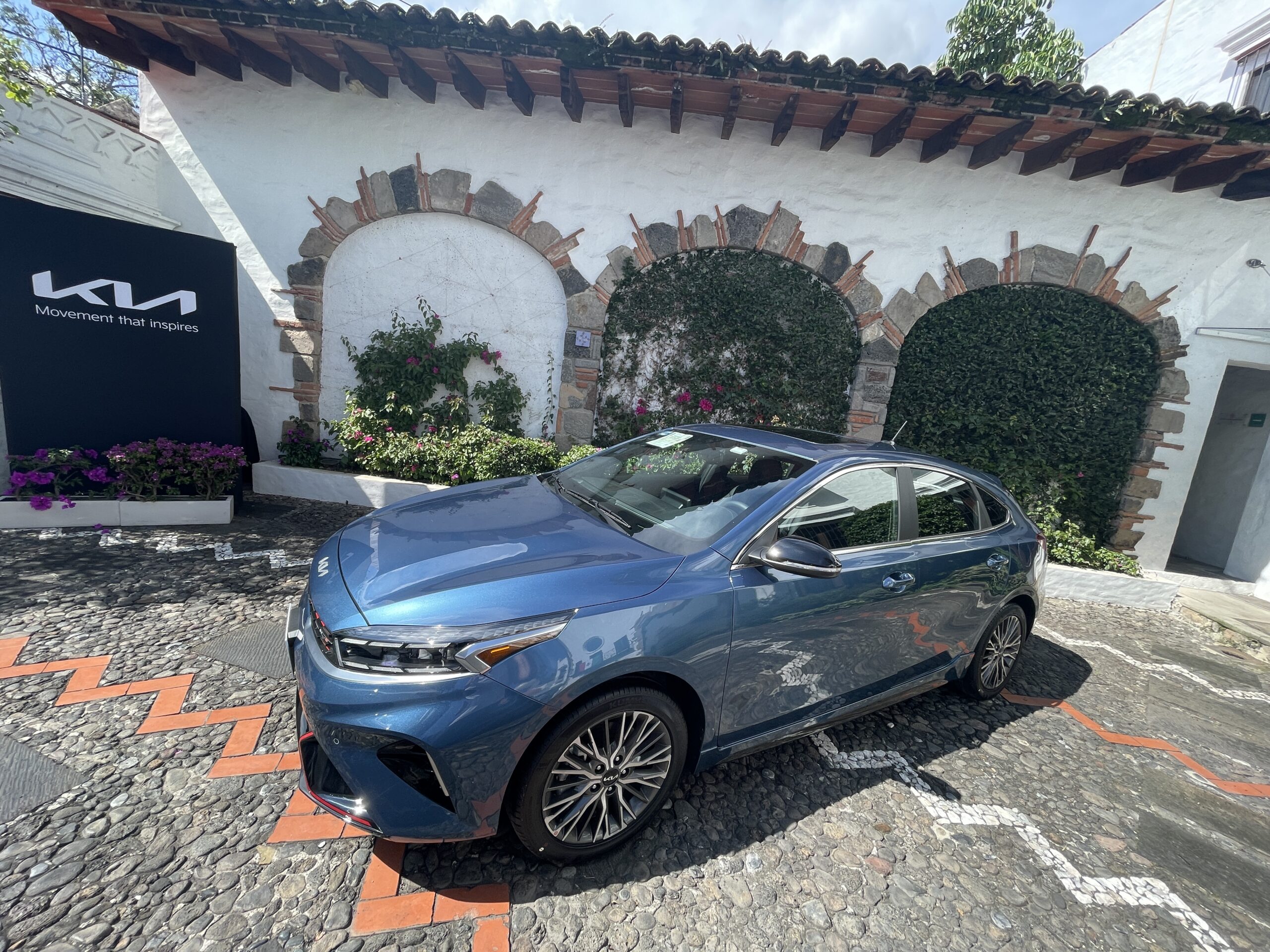 KIA Forte Hatchback 2022 renovado y con gran deportividad