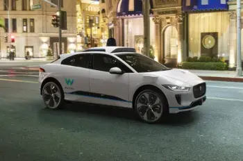 Jaguar I-Pace y Waymo Driver