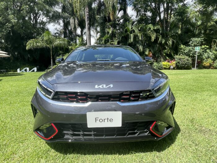 KIA Forte Hatchback 2022, renovado y con gran deportividad 