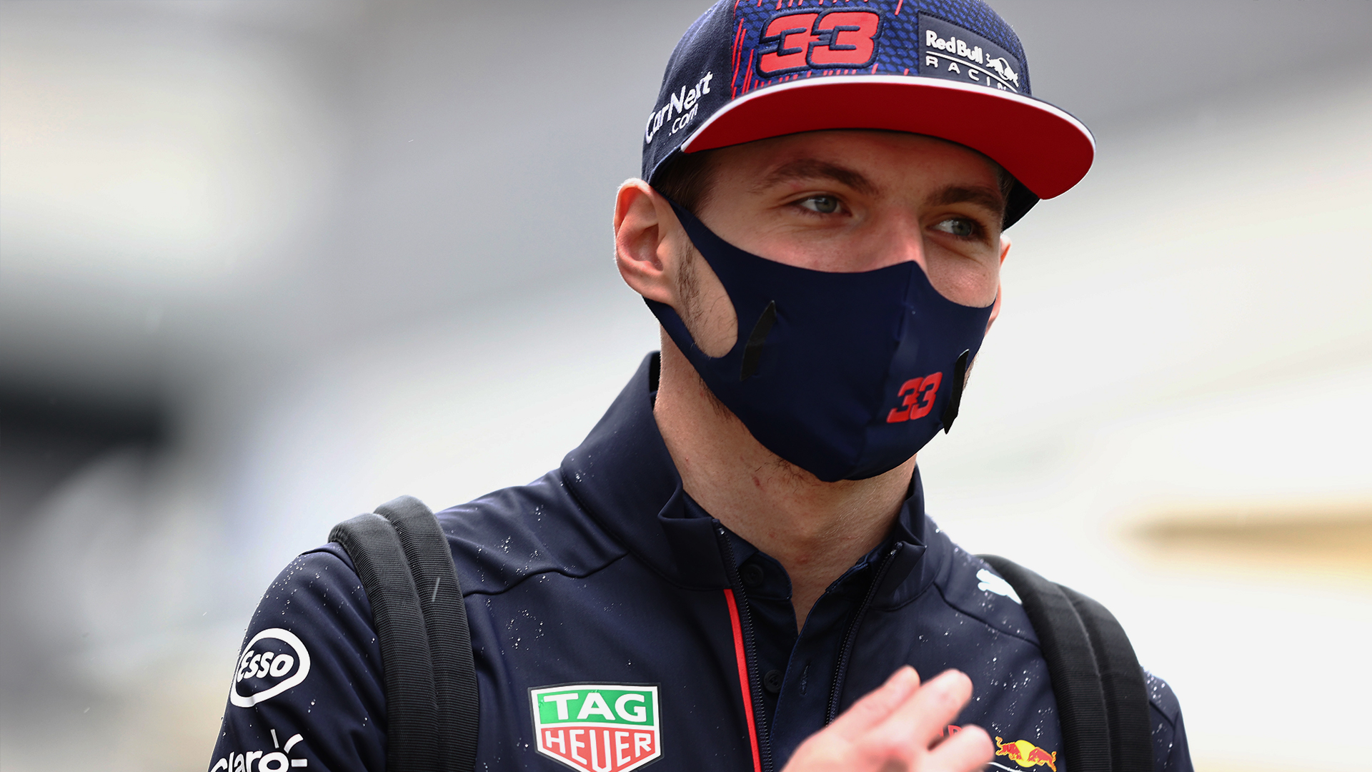 Verstappen cambia de unidad de motor saldrá desde la última fila 