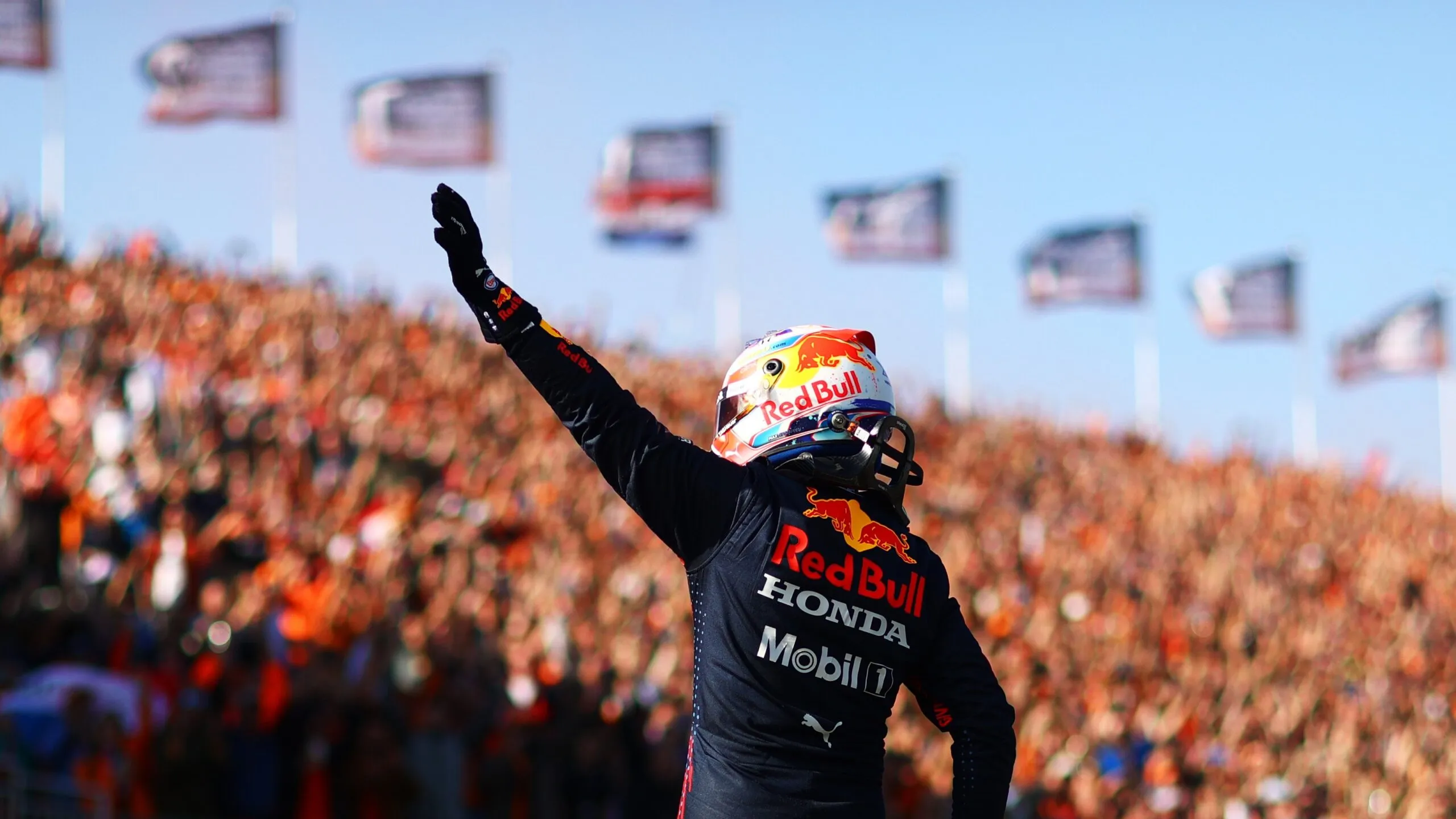 Max Verstappen vence a Hamilton con la pole position en el GP de Holanda
