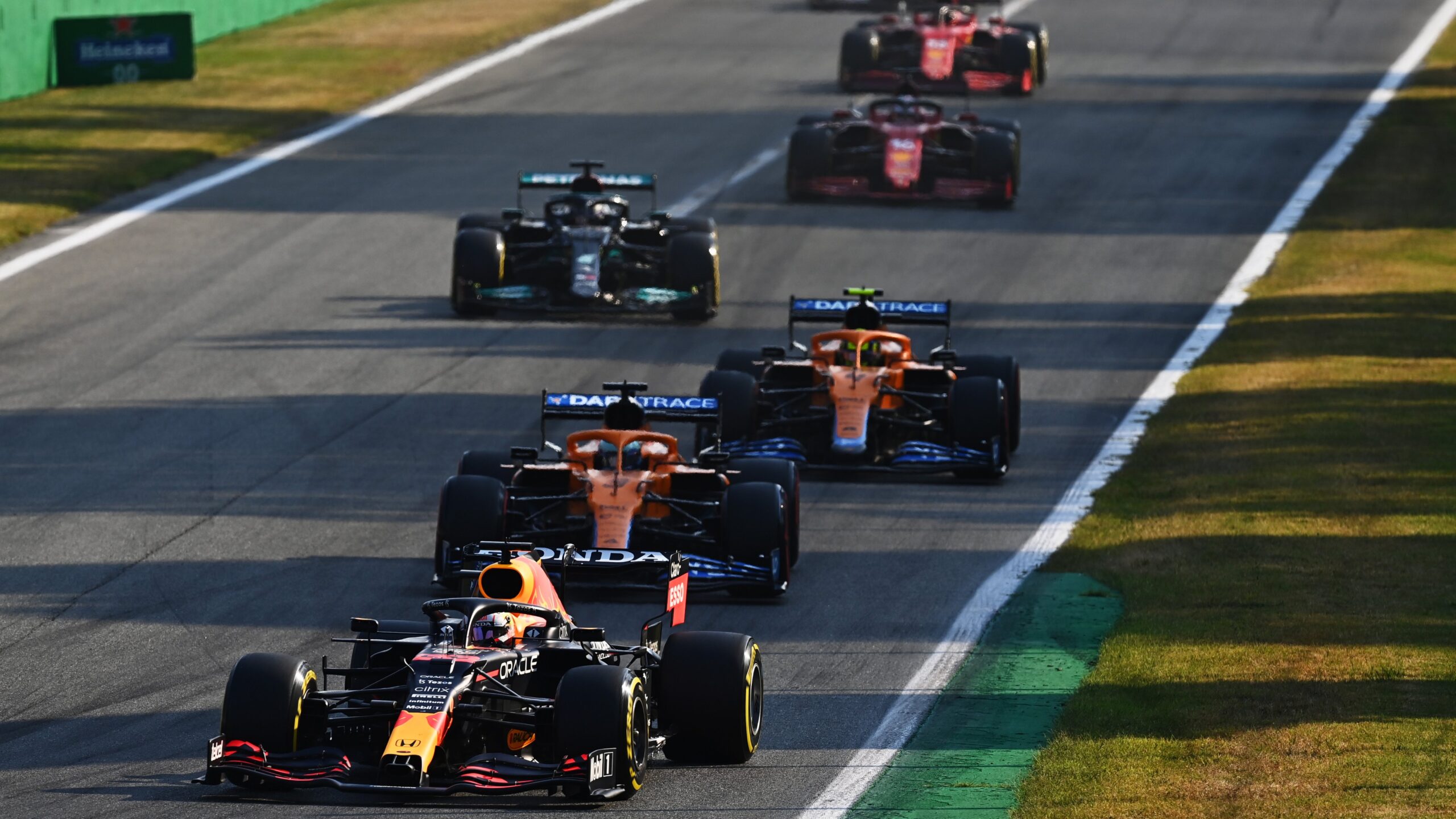 Valtteri Bottas gana la Sprint Race en Monza