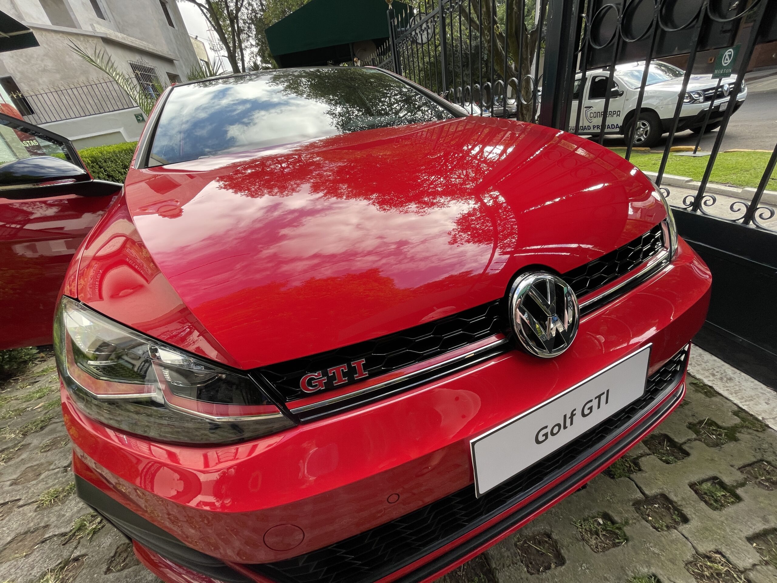 El último Volkswagen Golf GTI fabricado en México será subastado 