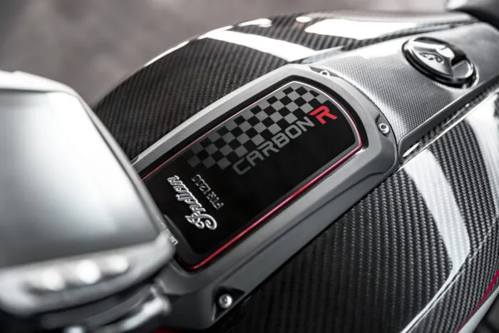 Indian FTR R Carbon, exclusividad con estilo