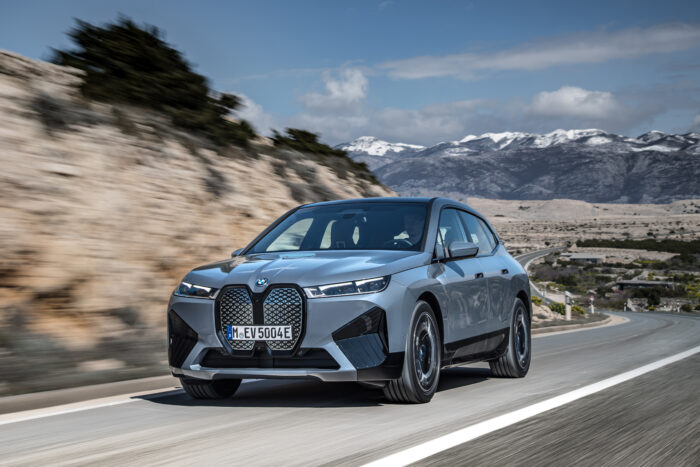 BMW anuncia la preventa del iX, el SUV totalmente eléctrico