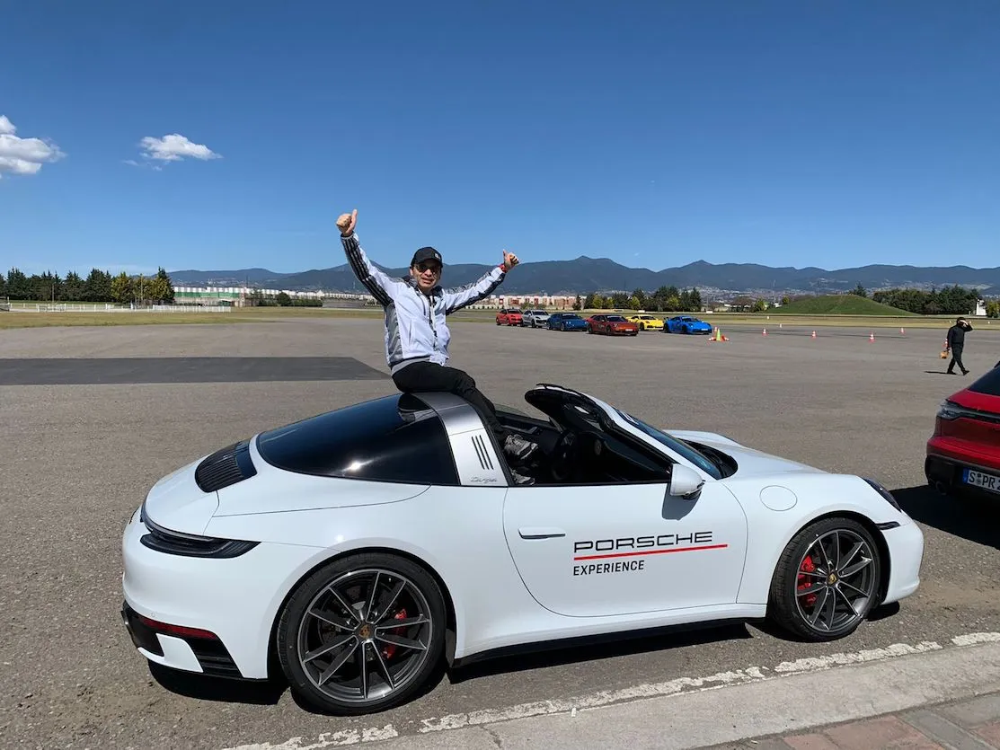 ¡30 Porches juntos en el Porsche World Road Show!