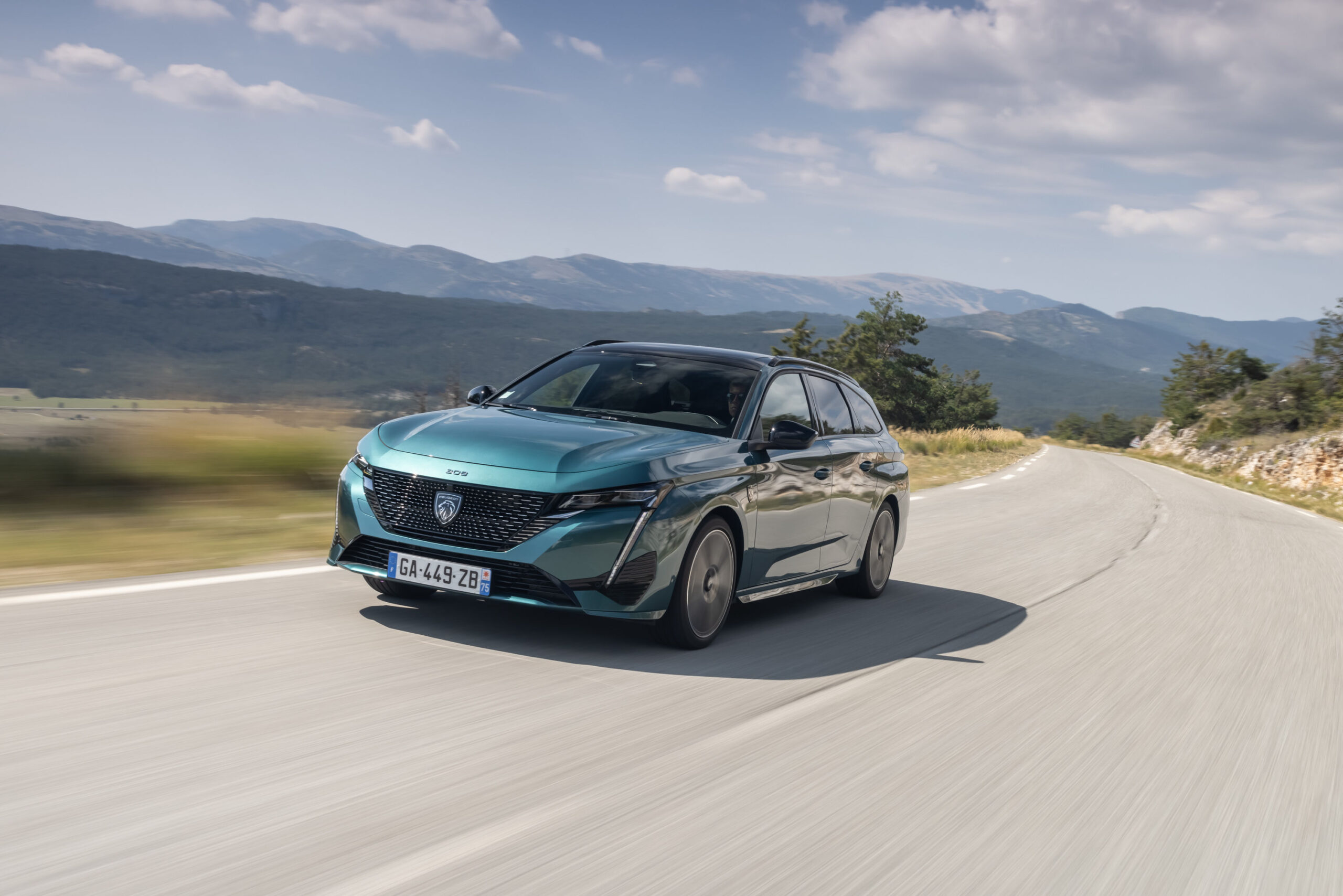 Siete finalistas compiten por el Auto del Año 2022 2 | Memo Lira Peugeot 308