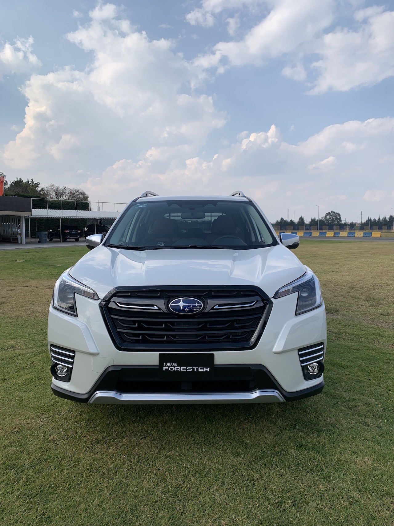 Fin de año de lanzamientos de vehículos competencia aguerrida 