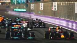 Hamilton gana el controvertido GP de Arabia Saudita empatando en puntos con Verstappen