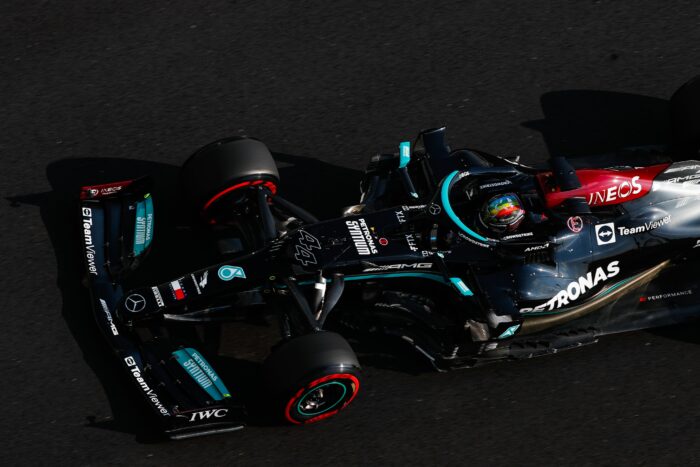 Verstappen vence a Hamilton para conseguir la pole position en Abu Dhabi