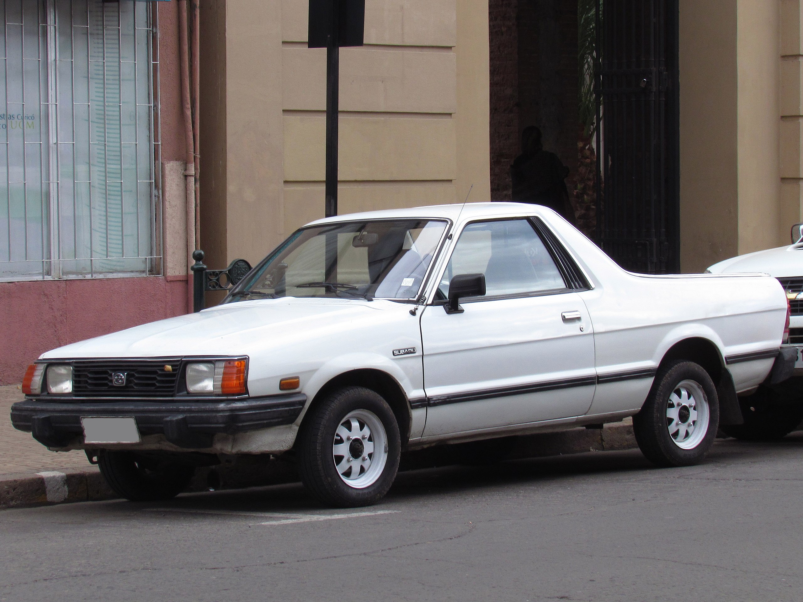 Ute asiática: Subaru Brumby
By order_242 from Chile - Subaru 1800 MV 4WD 1992, CC BY-SA 2.0, https://commons.wikimedia.org/w/index.php?curid=34575463