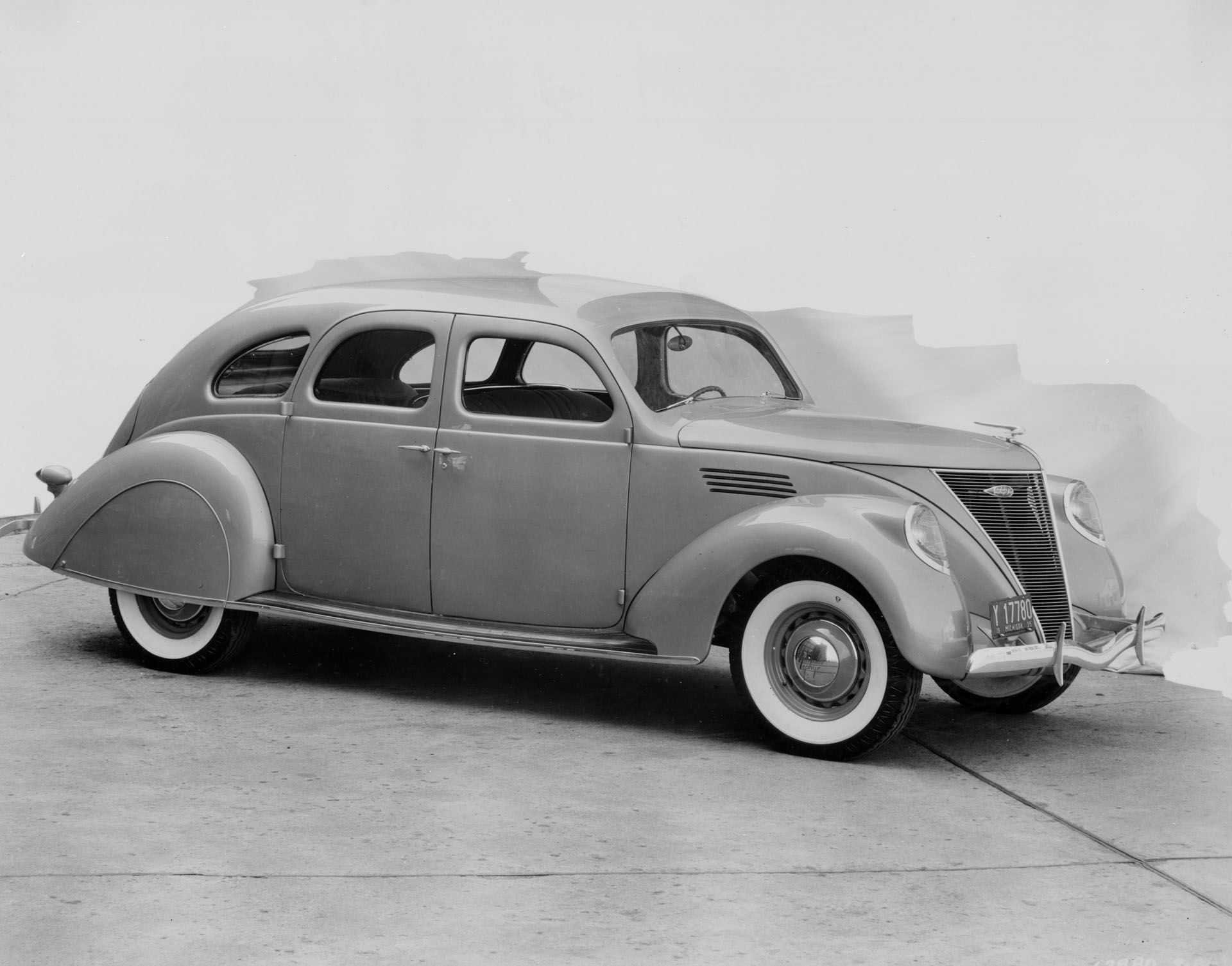 1936 Lincoln Zephyr | Memo Lira