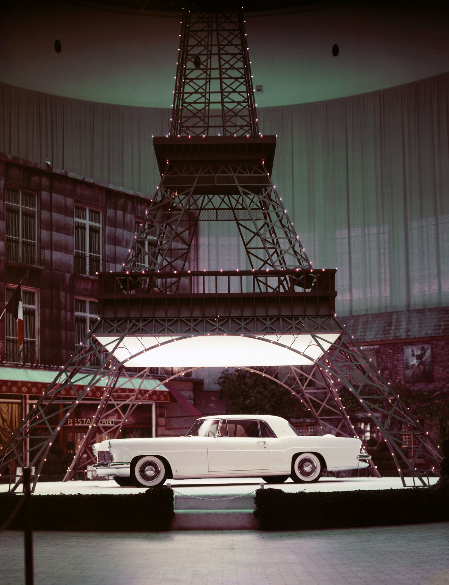 1956 Contiental Mark II | Memo Lira