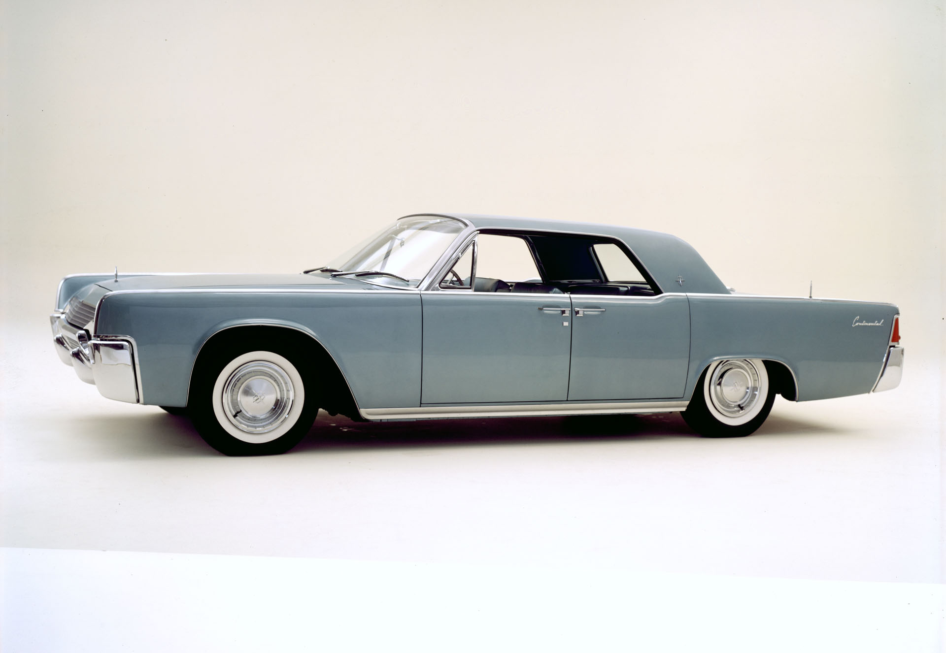 1961 Lincoln Continental | Memo Lira