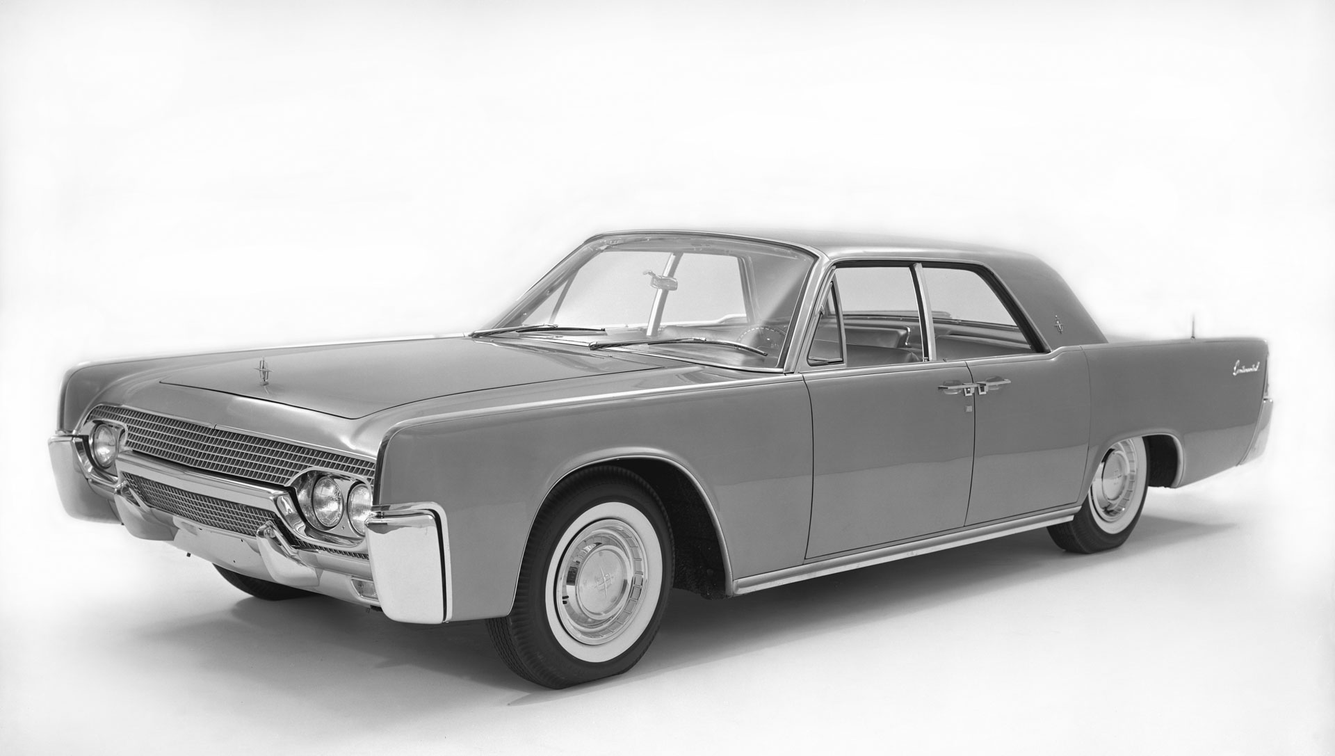 1961 Lincoln Continental | Memo Lira