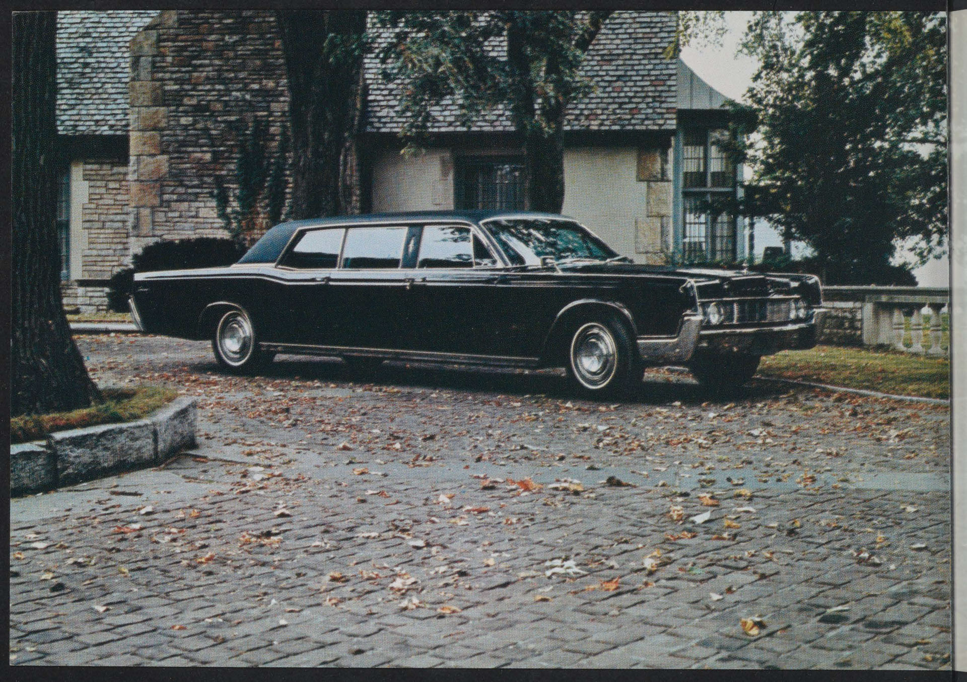 1964 Lincoln Continental Stretch Limousine | Memo Lira